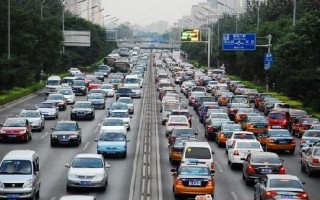 中国机动车年排污逾5千万吨 成污染主因